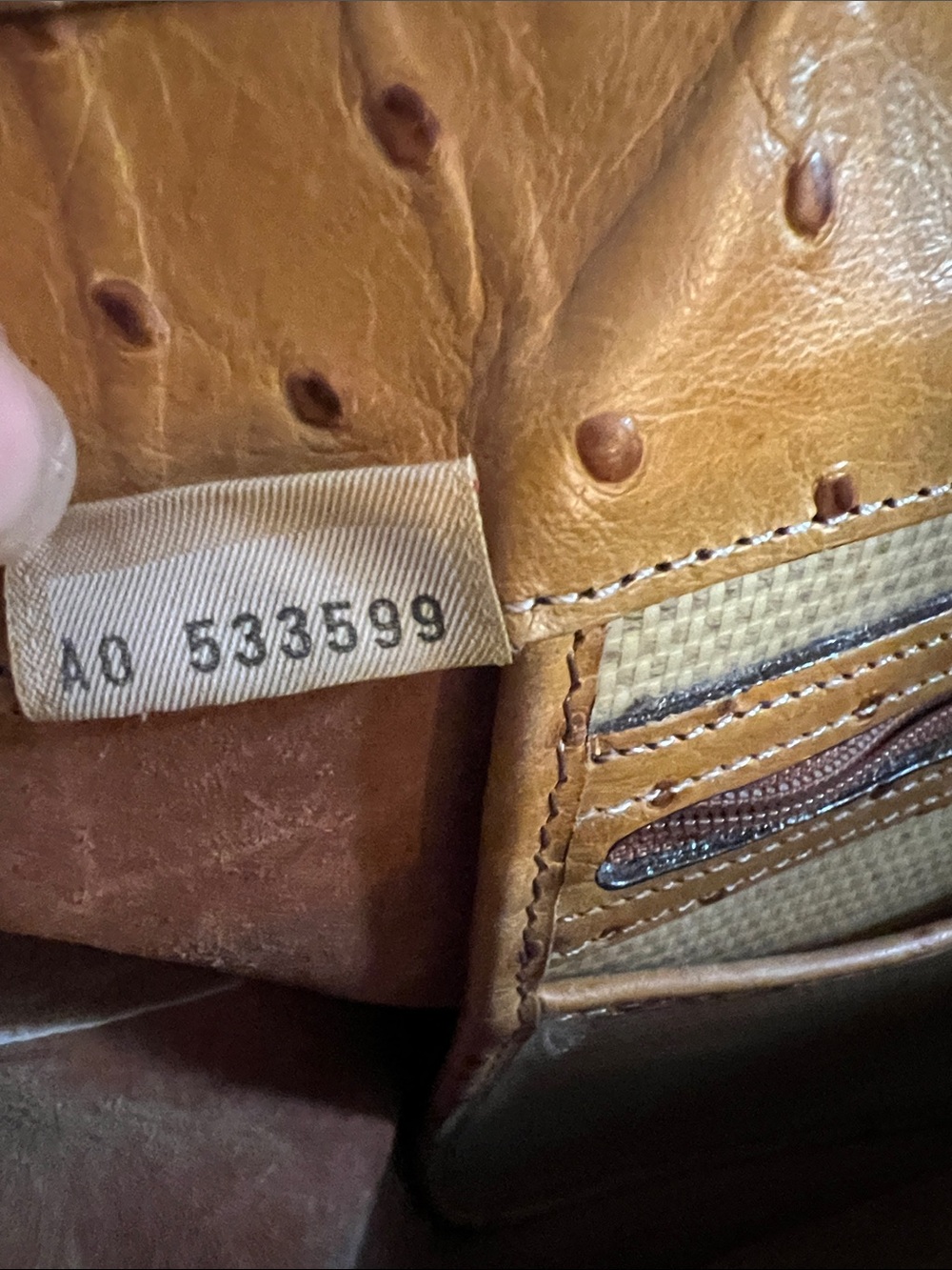 Vintage Dooney & Bourke Tan Ostrich Embossed Leather Bucket Bag Tote Made in USA - Picture 12 of 12